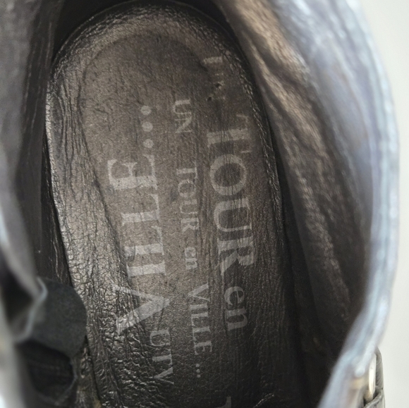 Un Tour En Ville Metallic Silver Ankle Boots. Size 39/ 8-8.5 - Picture 10 of 10